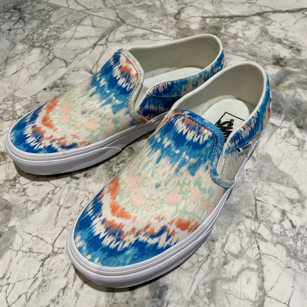 Vans multicoloured women’s skateboarding shoes size 8